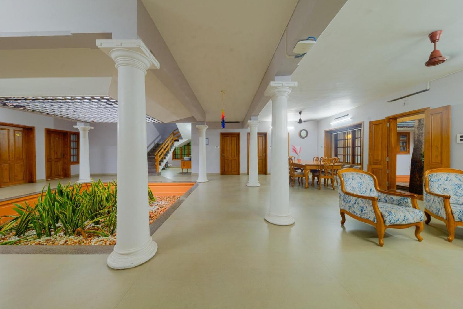 Ferienwohnung Waterfront By Palmyra Kollam Exterior foto