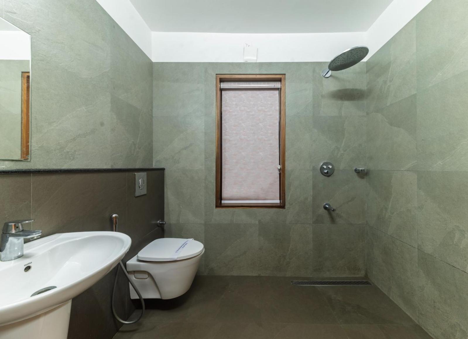 Ferienwohnung Waterfront By Palmyra Kollam Exterior foto